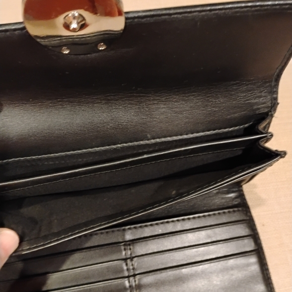 Diane Von Furstenberg & Coach Wallets. - Picture 11 of 12